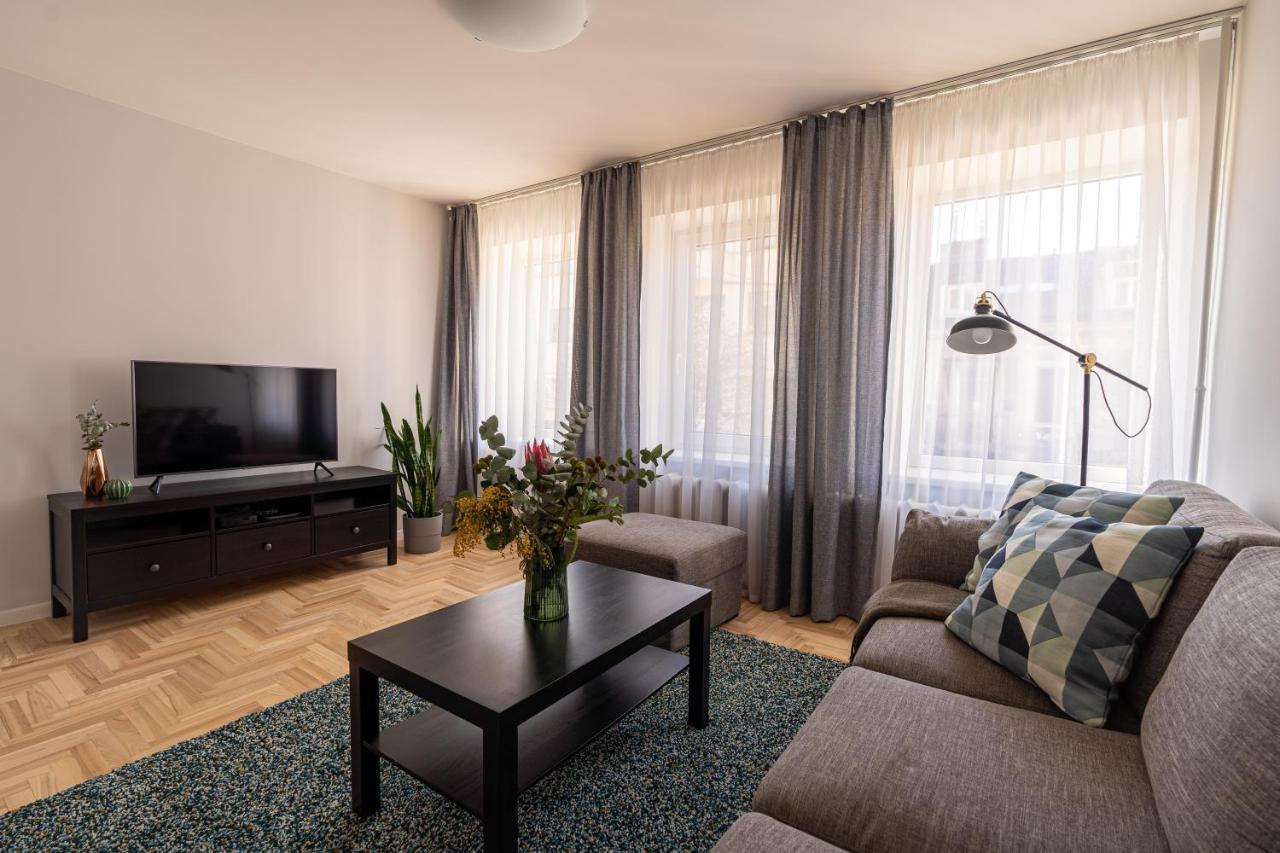 Lovely Apartment In The City Center Kaunas Ngoại thất bức ảnh