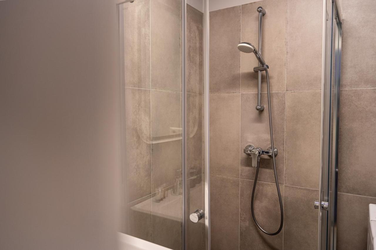 Lovely Apartment In The City Center Kaunas Ngoại thất bức ảnh