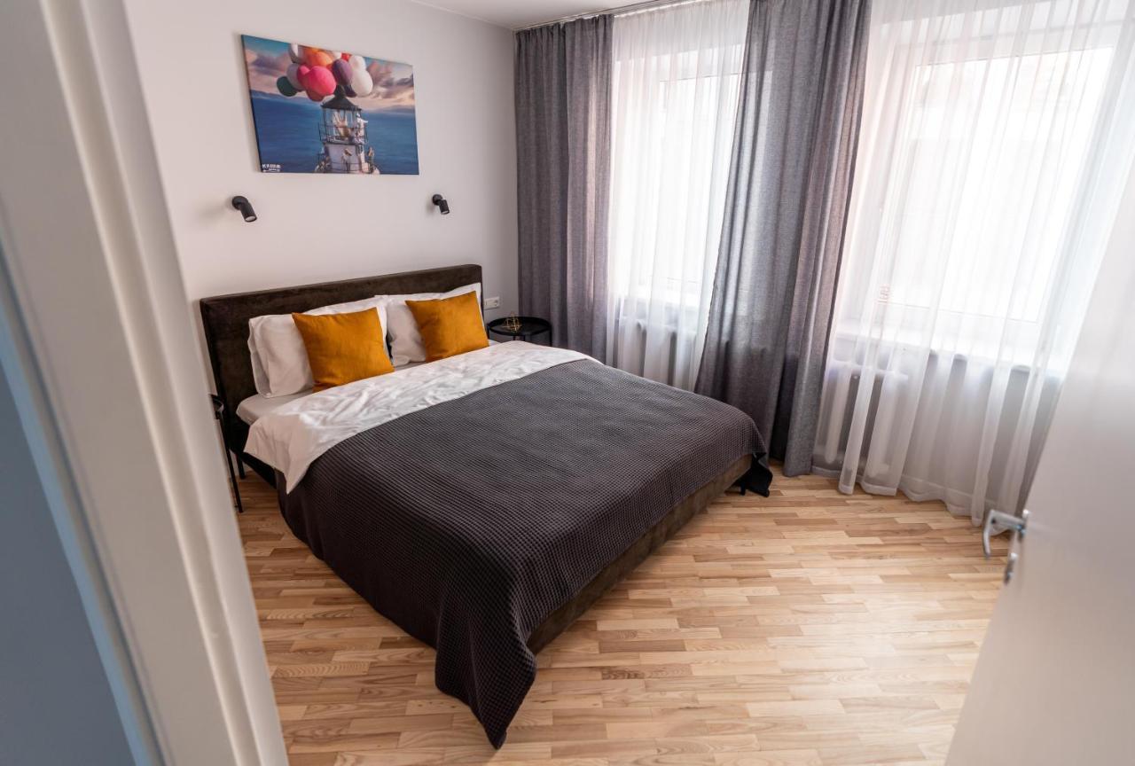 Lovely Apartment In The City Center Kaunas Ngoại thất bức ảnh